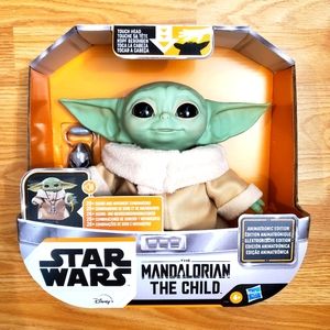 Disney's Star Wars The Mandalorian The Child Grogu Animatronic Edition NIB